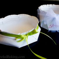 DIY treat packaging: Paper Plate Gift Basket